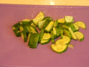 Салат со свежей капустой и огурцом 2